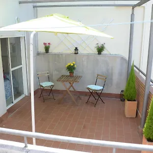 habitacion-terraza-centro-malaga.hotelsinnerja.org/